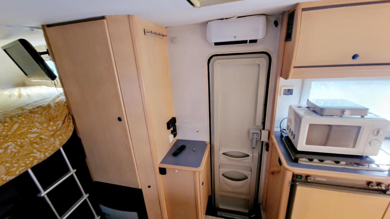Camping-Car Vitry-le-Francois Luaran gambar